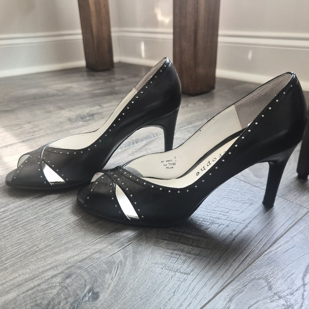 Apostrophe Black Leather Peep Toe Heels - Perforated Detail - 7.5M - Picture 4 of 6